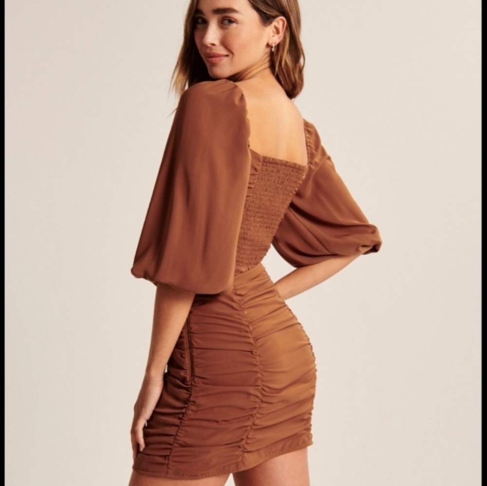 NWT Abercrombie & Fitch Womwn's Ruched Mini Dress Puff Elbow Sleeve Cognac SizeS - Picture 2 of 14